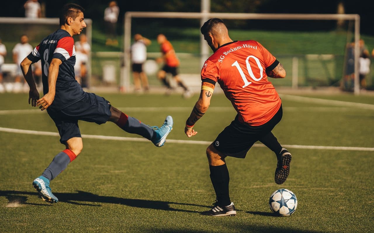 Coups de pied arrêtés : les routines qui font gagner des matchs amateurs