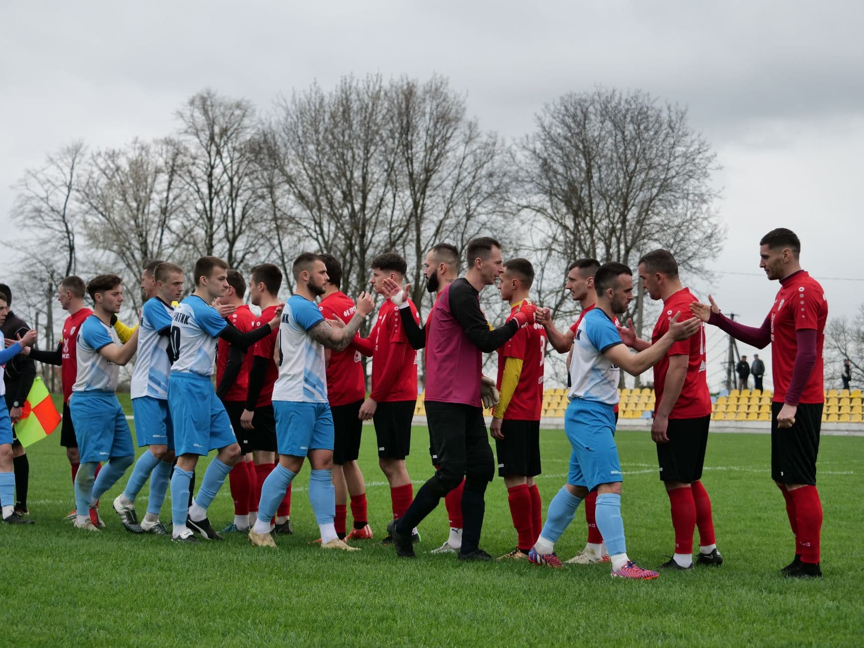 Pas assez de joueurs pour engager une équipe ? L'entente avec le club voisin, mode d'emploi